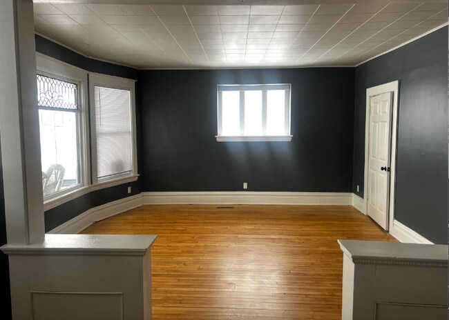 Foto del edificio - 794 Case Ave