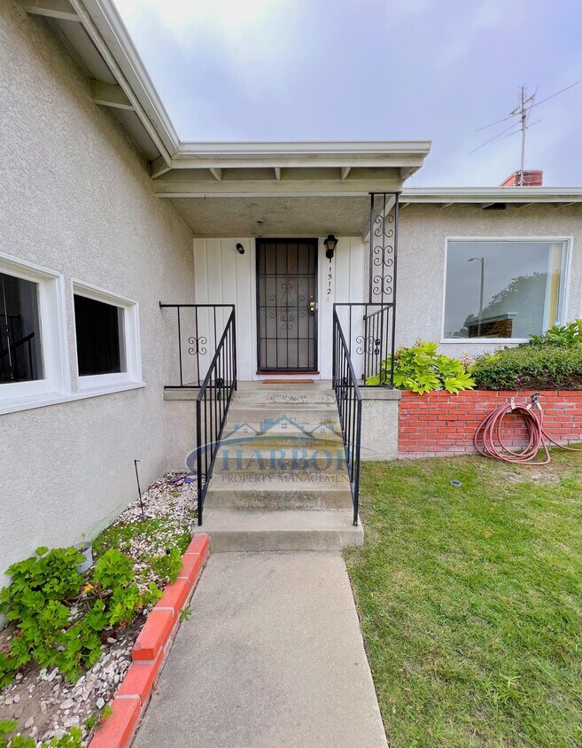 Primary Photo - 1512 W 247th Pl