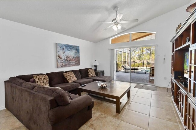 Foto del edificio - 814 Orange Cosmos Blvd