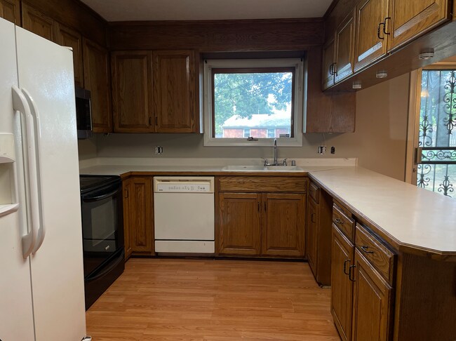 Foto del edificio - 3 Bedroom | 3 Bath House in Elizabethtown - FOR RENT