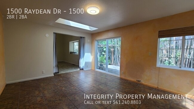 Foto del edificio - 1500 Raydean Dr
