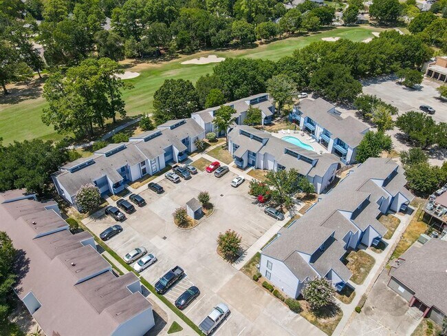 Building Photo - 13151 Walden Rd