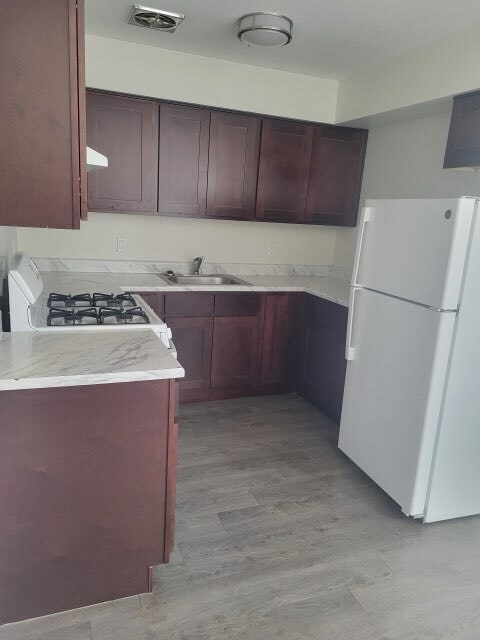 Foto del edificio - Highview Apartments