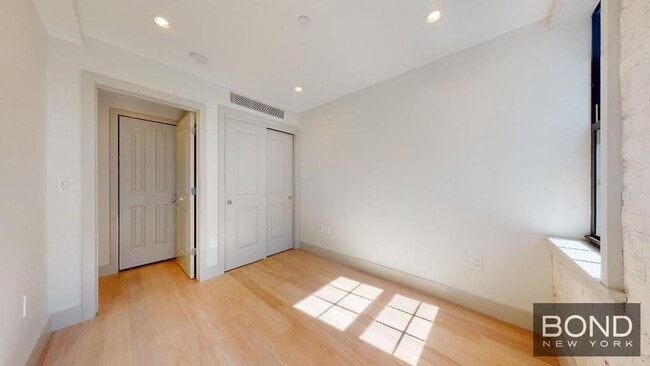 Building Photo - 23 Avenue B