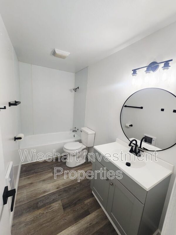 Foto del edificio - 616 S Clay St