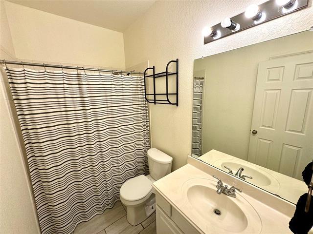 Foto del edificio - 3203 Edgebrook Ct