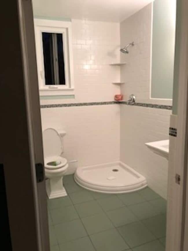 Building Photo - Waterfront Three Bedroom Two and a Half Bath