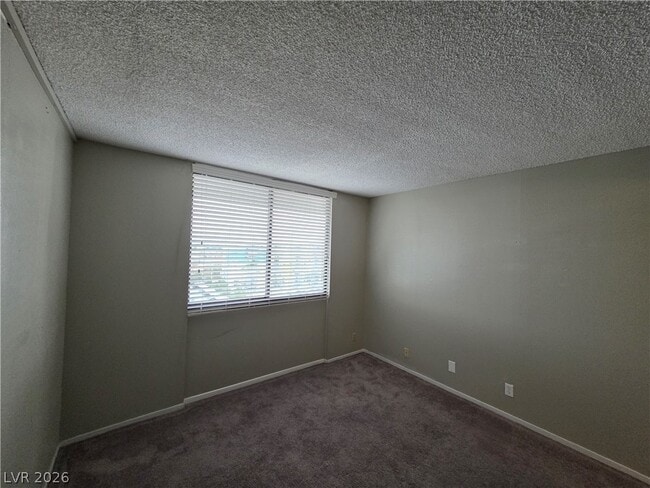 Building Photo - 3930 University Center Dr
