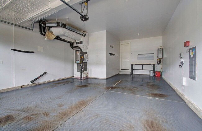 Foto del edificio - STUNNING CAMAS NORTH HILLS 4 BR, 3.5 BATH ...