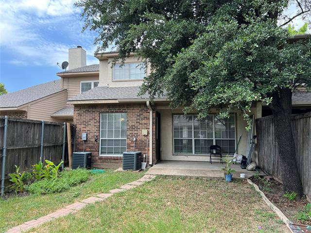 Building Photo - 12828 Woodbend Ct