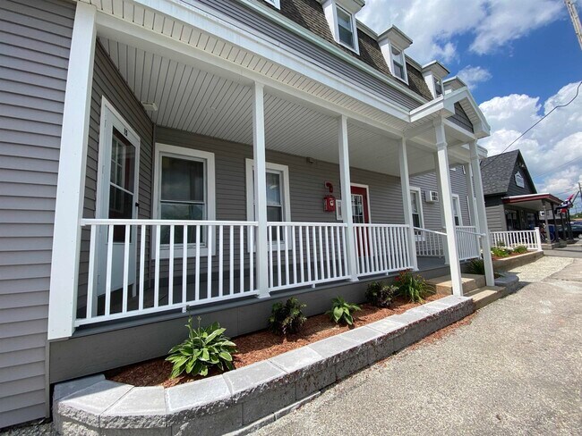 Building Photo - 4 Martin St