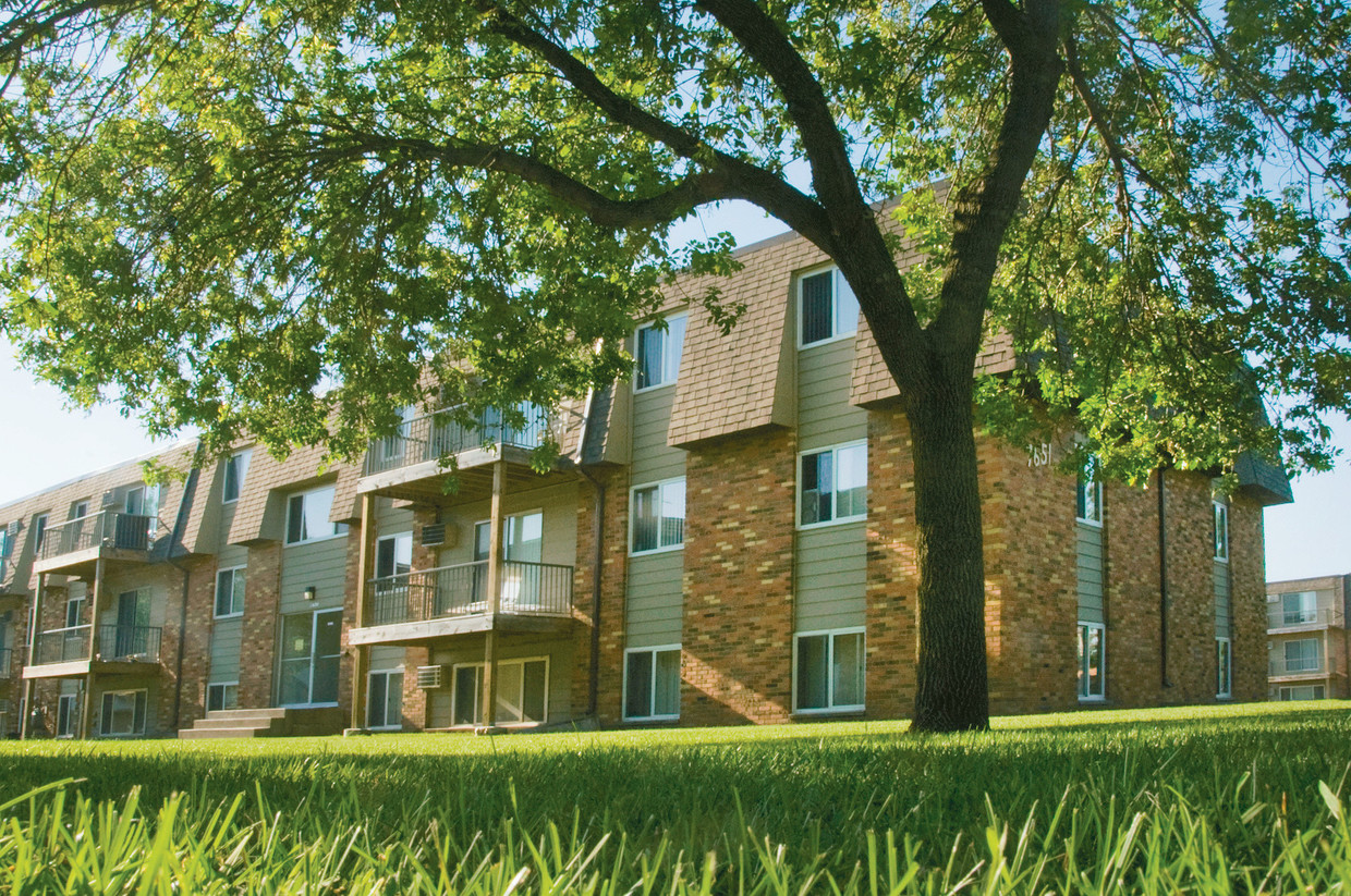 Primary Photo - Greenfield Estates