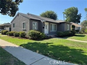Building Photo - 6837 Oak Park Ave
