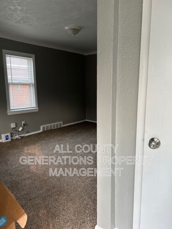 Foto del edificio - 16209 Clearview Ave