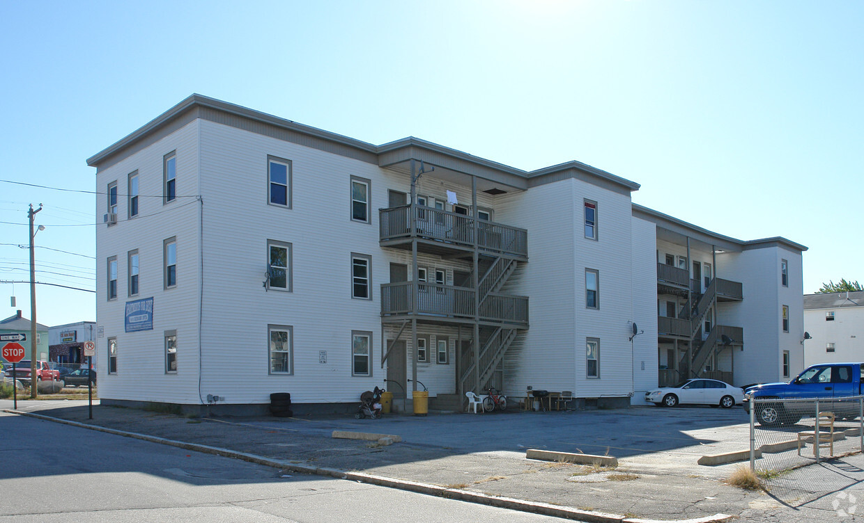 Building Photo - 120 Beech St