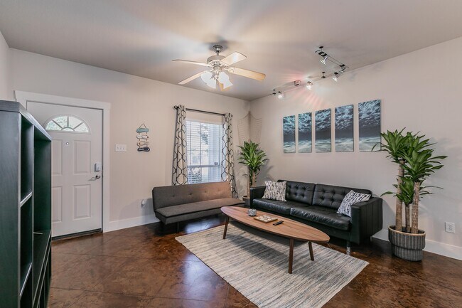 Foto del edificio - 2803 Frazier Ave