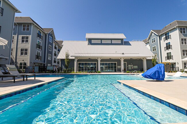 Foto del edificio - Oak Grove at Blake Farm