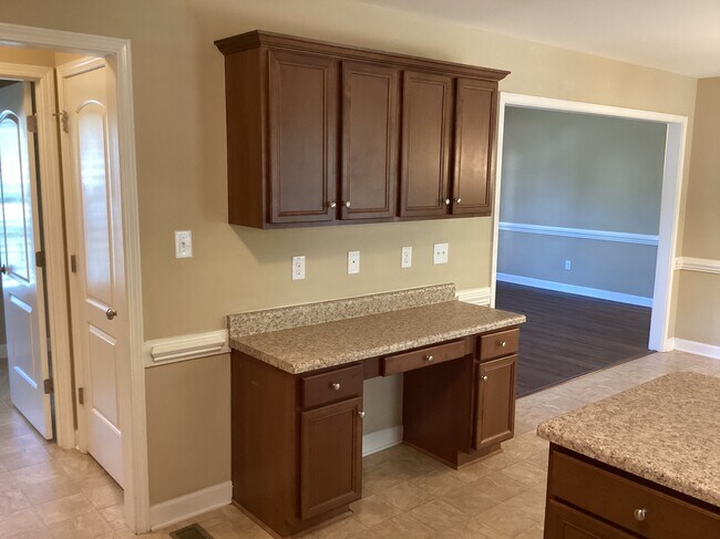 Foto del edificio - 248 Camden Dr