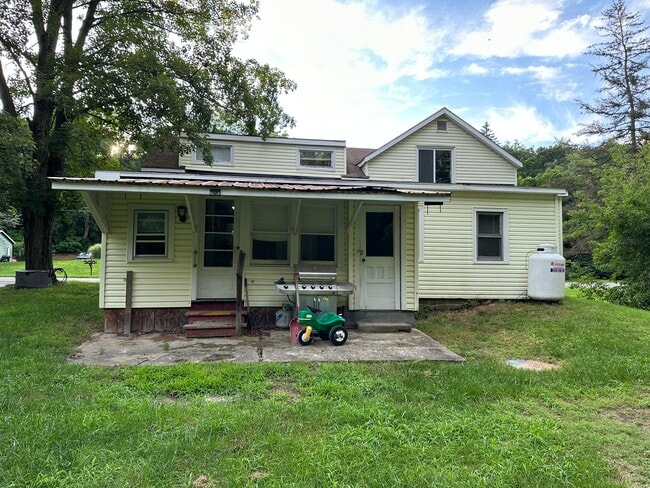 Building Photo - 114 Beach Rd