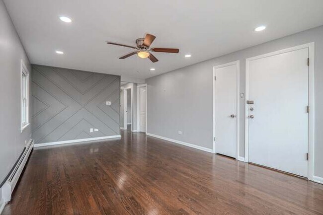 Foto del edificio - 2702 N 74th Ave