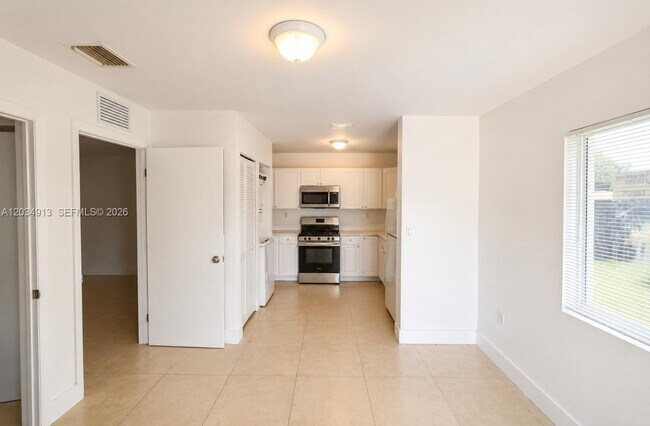 Foto del edificio - 10595 SW 171st St