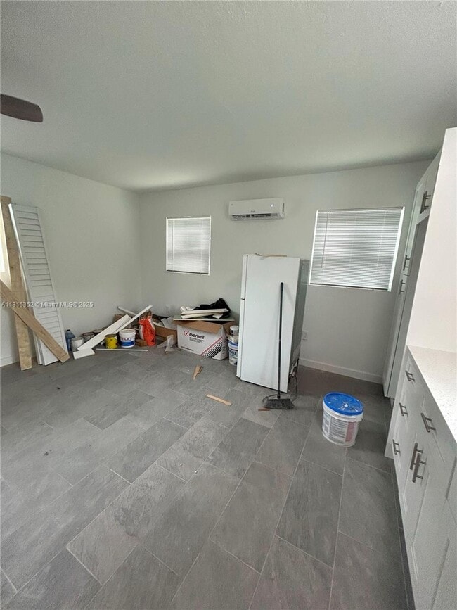 Building Photo - 1220 NE 110th Terrace