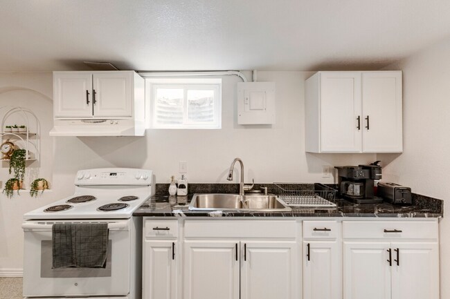 Foto del edificio - 6129 Wolff St