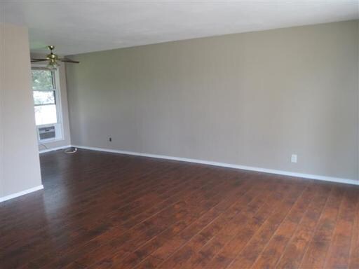 Building Photo - 2100 Pullen St