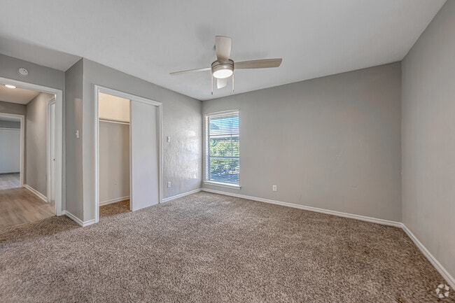 2BR,  2BA - 980SF - Primary Bedroom - Las Ventanas