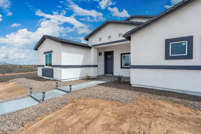 Foto del edificio - 38167 W San Juan Ave