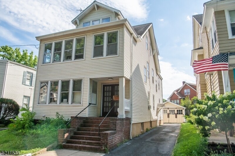 Primary Photo - 30 Boyden Pkwy