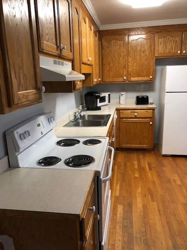 Foto del edificio - 210 American Legion Rd