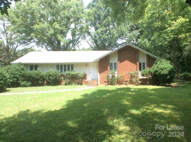 Foto del edificio - 9801 Ordway Ct