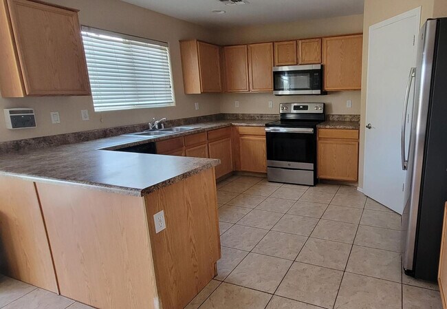 Foto del edificio - 17440 W Caribbean Ln