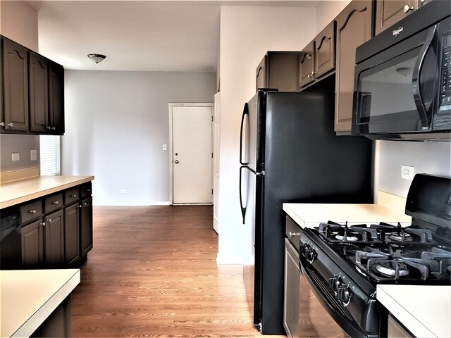Foto del edificio - 3101 Anton Drive Unit 15 4