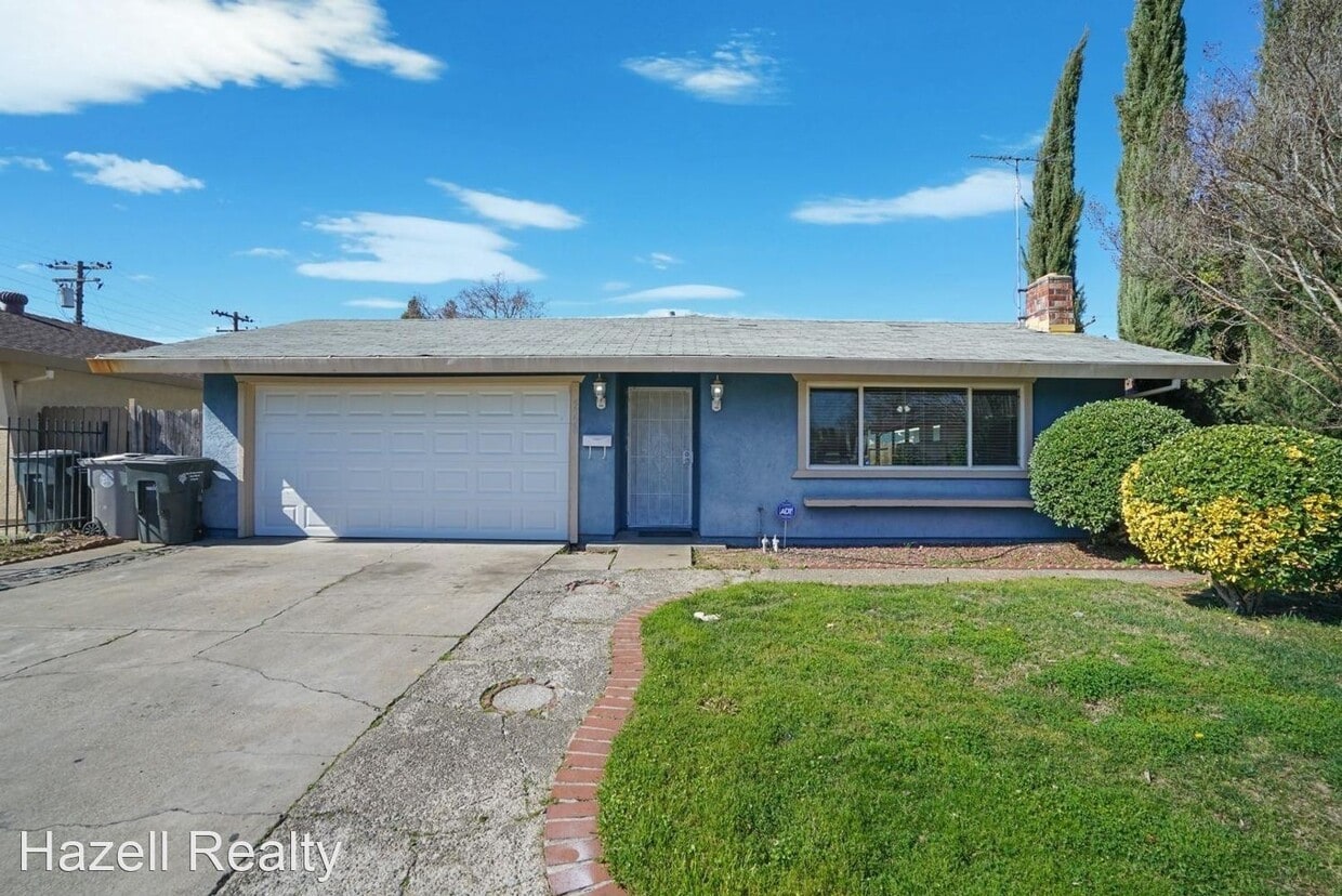 Primary Photo - 3 br, 2 bath House - 5520 Sampson Blvd