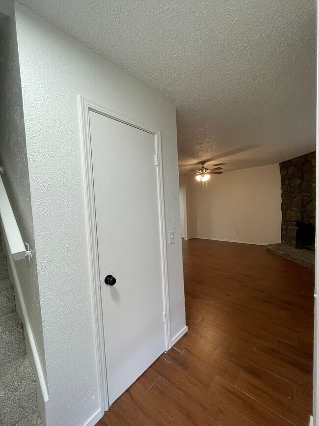 STEPING IN - 2616 N Ann Arbor Ave