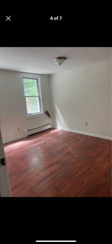 Building Photo - 1066 Manor Rd