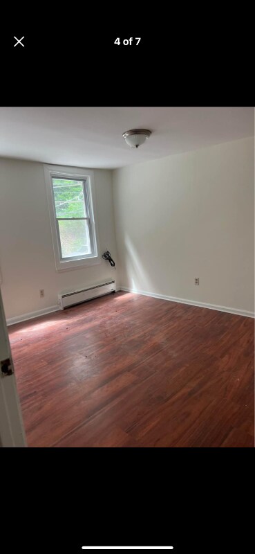 Foto del edificio - 1066 Manor Rd