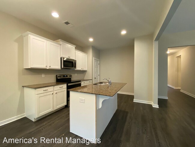 Building Photo - 4 br, 2 bath House - 7932 St. James Drive