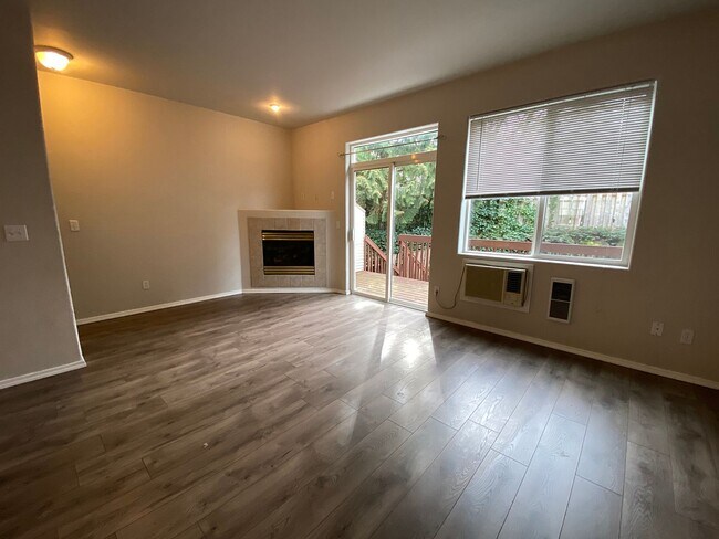 Foto del edificio - 14290 SW Cougar Ridge Dr