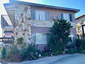 Building Photo - 7910 Kester Ave