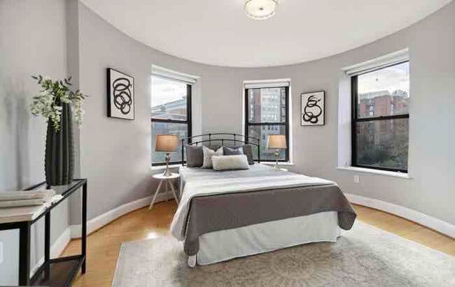 Building Photo - 1115 12th St NW