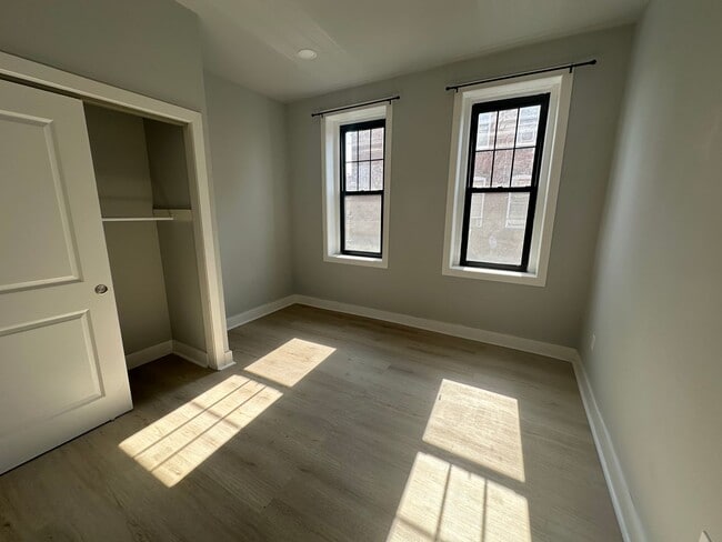 Photo - 1428 Wolf St Apartment