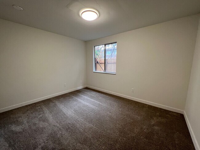 Foto del edificio - 12402 SW 14th St