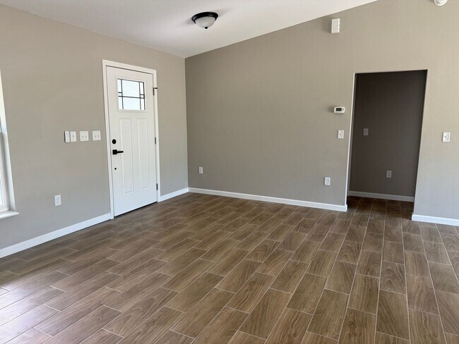Foto del edificio - 277 Oak Ln Cir