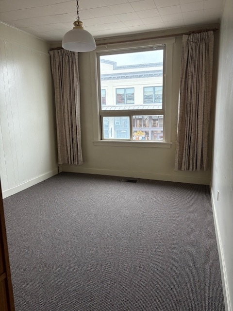 Sala de estar - 413 Front St