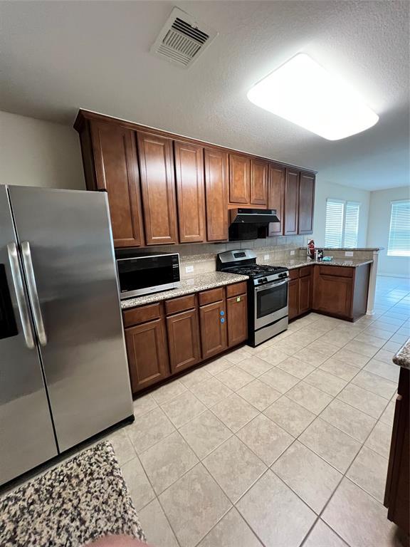 Foto del edificio - 3909 Glen Oak Dr