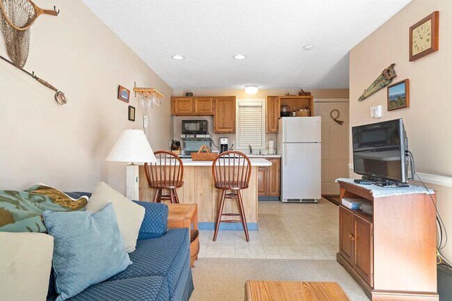 Building Photo - 118 Weirs Rd