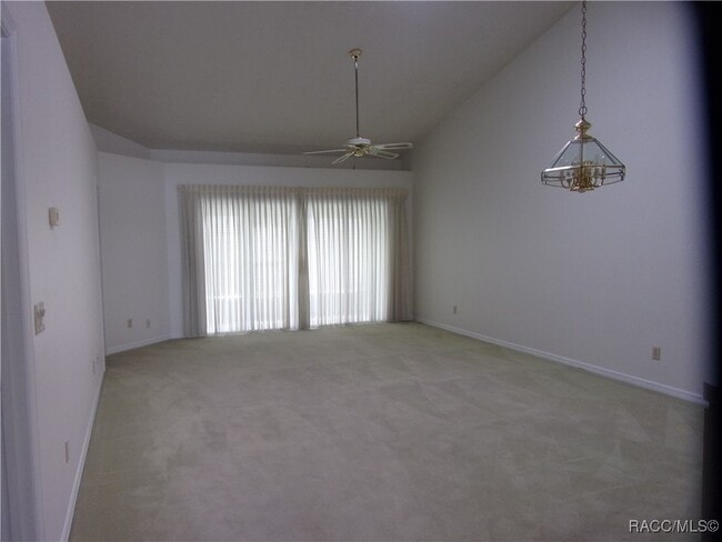 Building Photo - 807 Lanark Dr